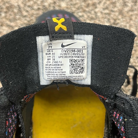 Size 7 Womens 8.5 Nike Air Vapormax Flyknit 2021 Black Blue Red DV2198-001 New - Picture 6 of 6